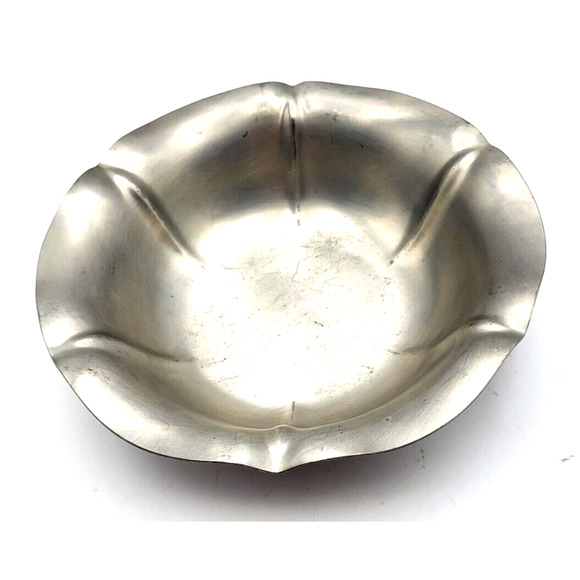 Vintage Old Colony Pewter Bowl or Trinket Dish #732 Scalloped Rim 9"x2.5" - Picture 9 of 9